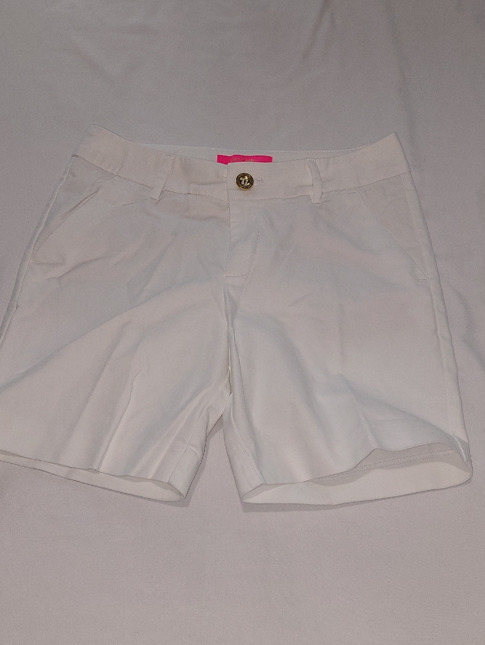 Lilly Pulitzer Size 2 Cotton Shorts .light Weight And A Classic. Pockets